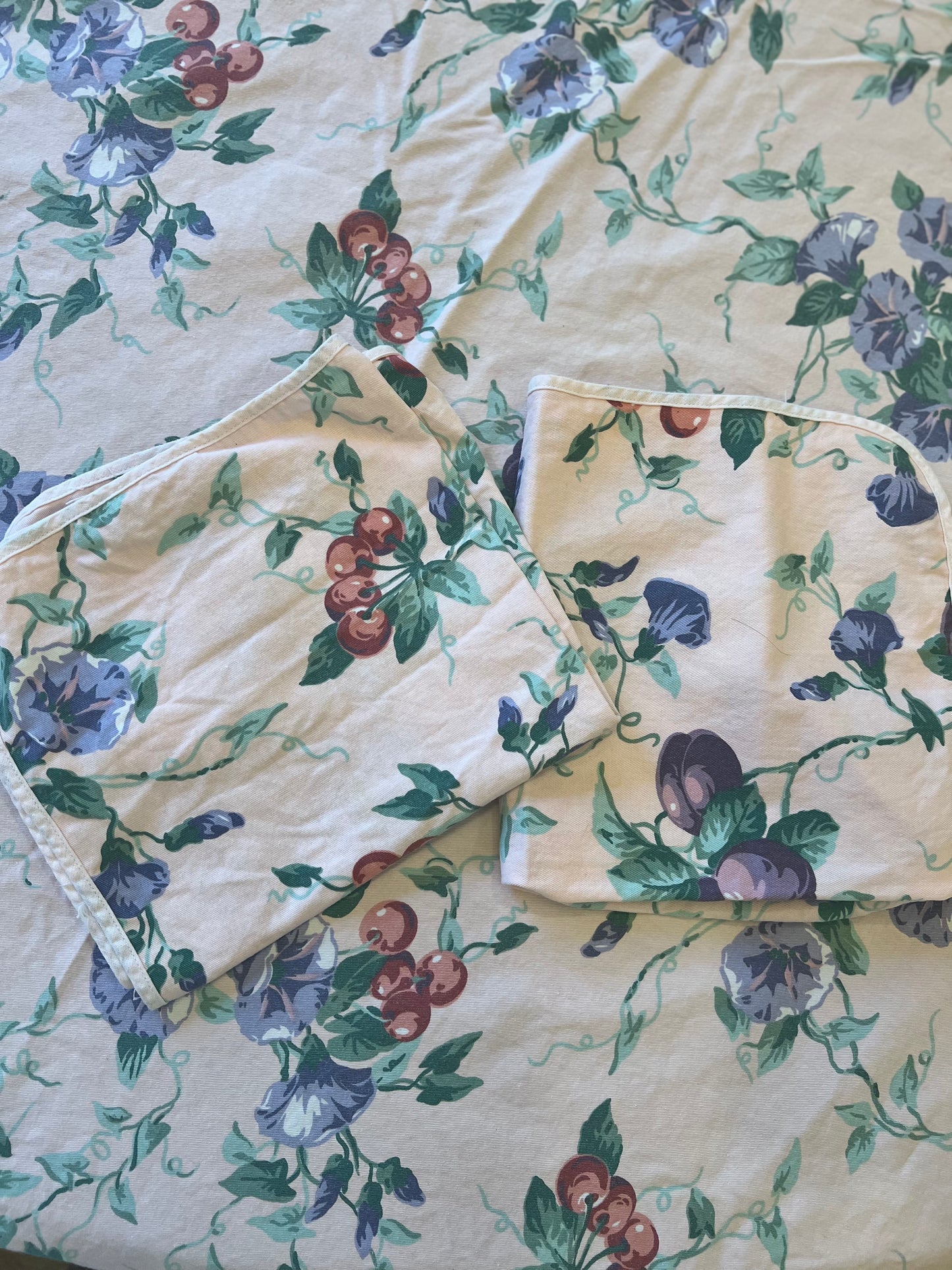 KB Vintage Fruit & Floral Oversized Hemstitched Cotton Tablecloth