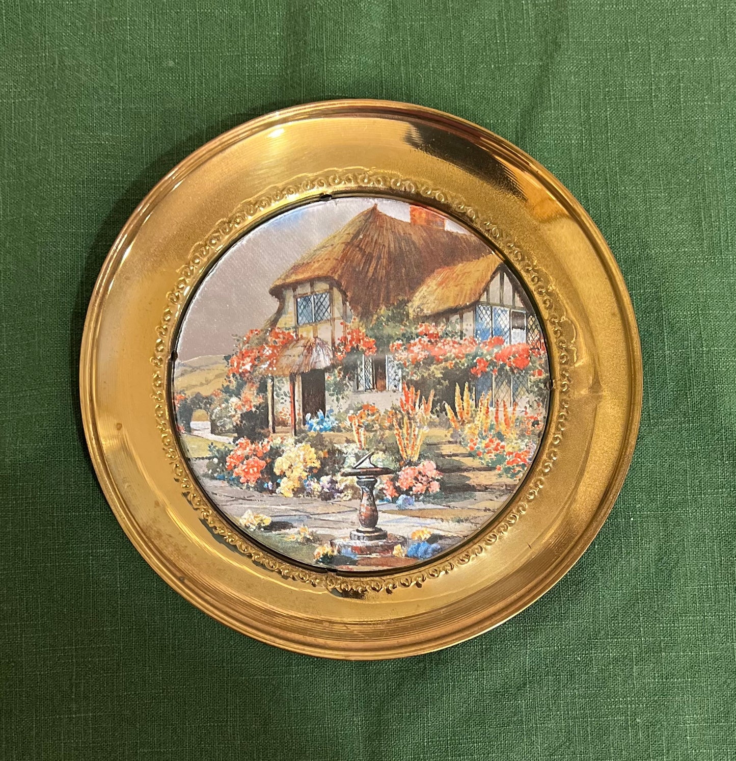 KB Vintage Cottage Garden Wall Plate